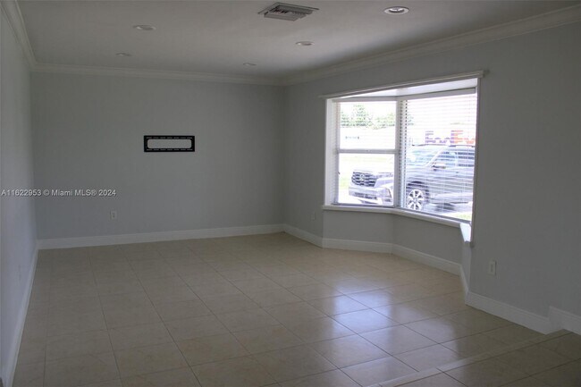Building Photo - 8010 SW 138th Ct