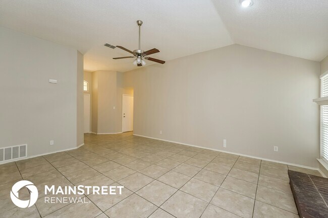 Foto del edificio - 2700 Forest Creek Dr