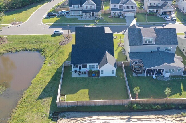 Building Photo - 420 Aurora Pl