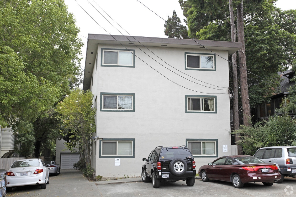 Photo - 2732 Benvenue Ave