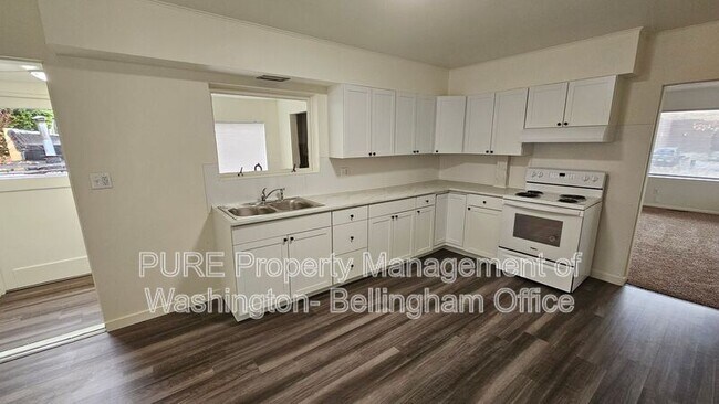 Foto del edificio - 1611 E Street