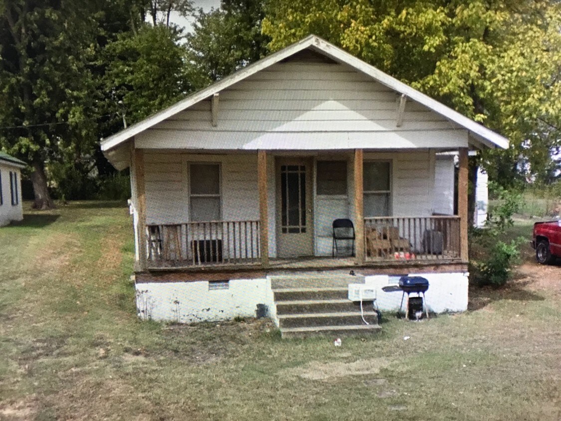Building Photo - 815 N 11th St