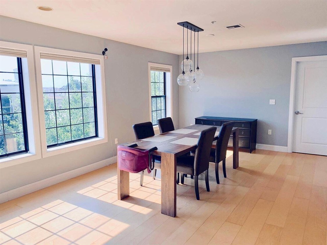 125 70th St, Guttenberg, NJ 07093 House Rental in Guttenberg, NJ