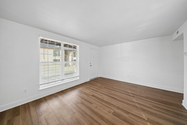 Foto del edificio - ReNew Kennedy Park