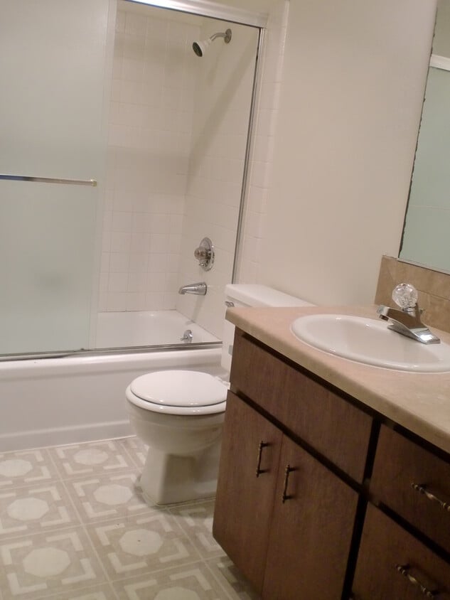 Foto principal - 1780 SE Douglas Ave