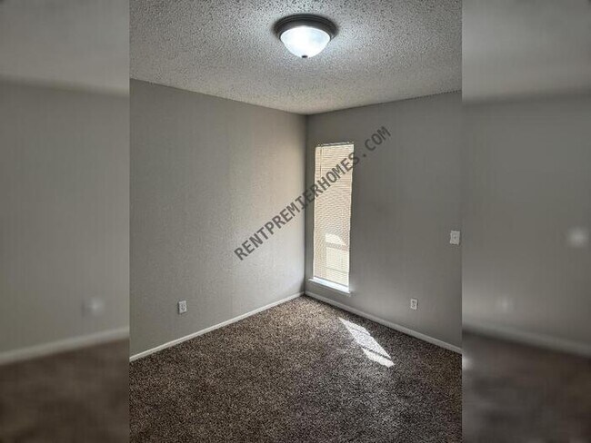 Foto del edificio - 412 Glenhaven Dr