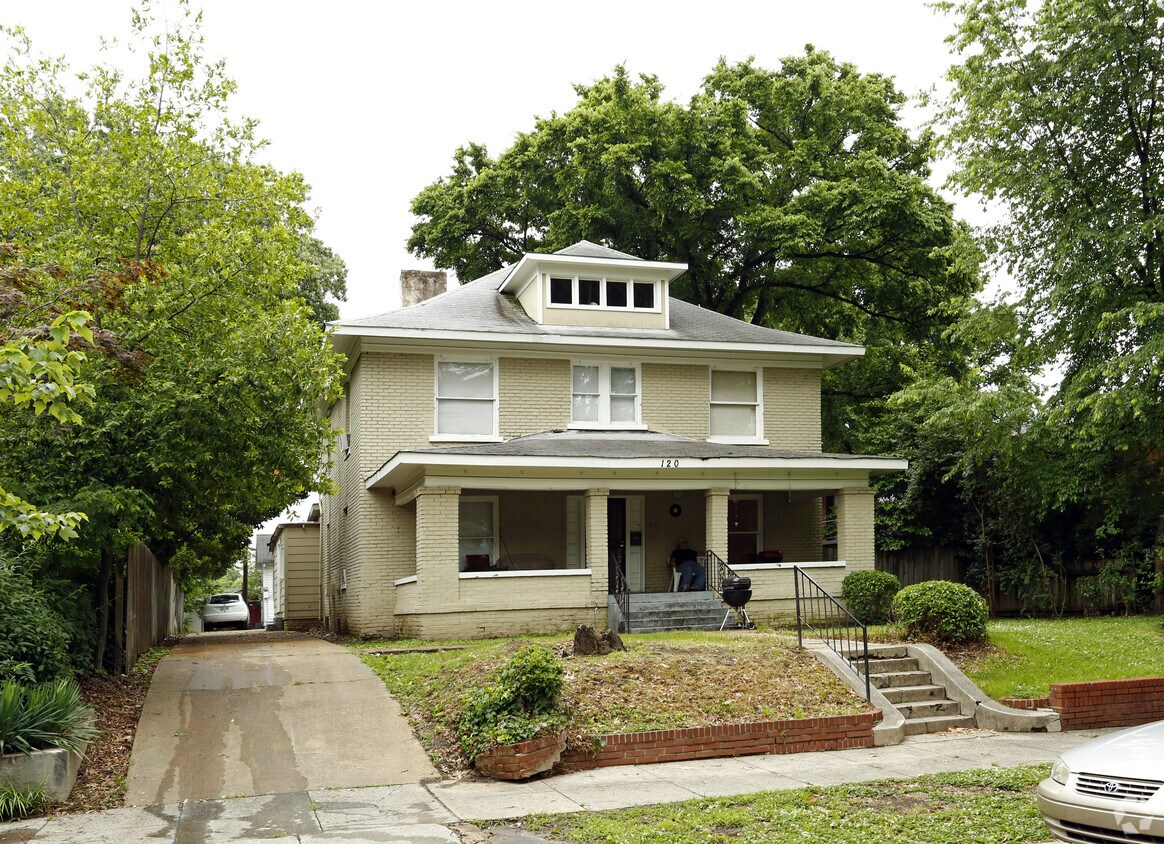 Primary Photo - 120 N Willett St