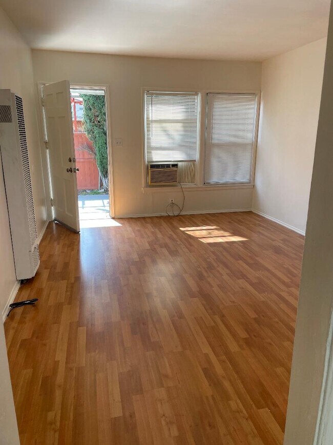 Sala de estar - 14156 Calvert St