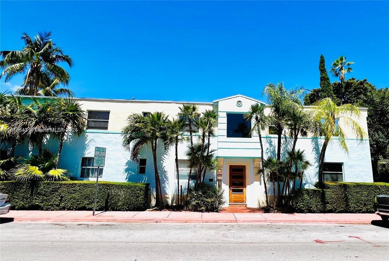 Foto principal - 1001 7th St