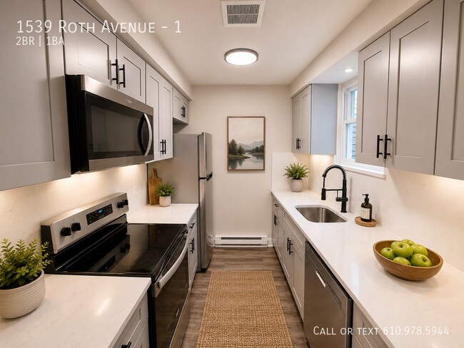 Building Photo - 1539 Roth Ave