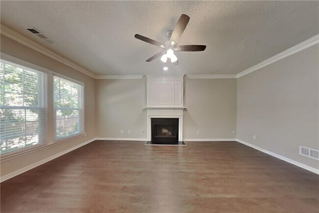 Foto del edificio - 2870 Donamire Ln NW