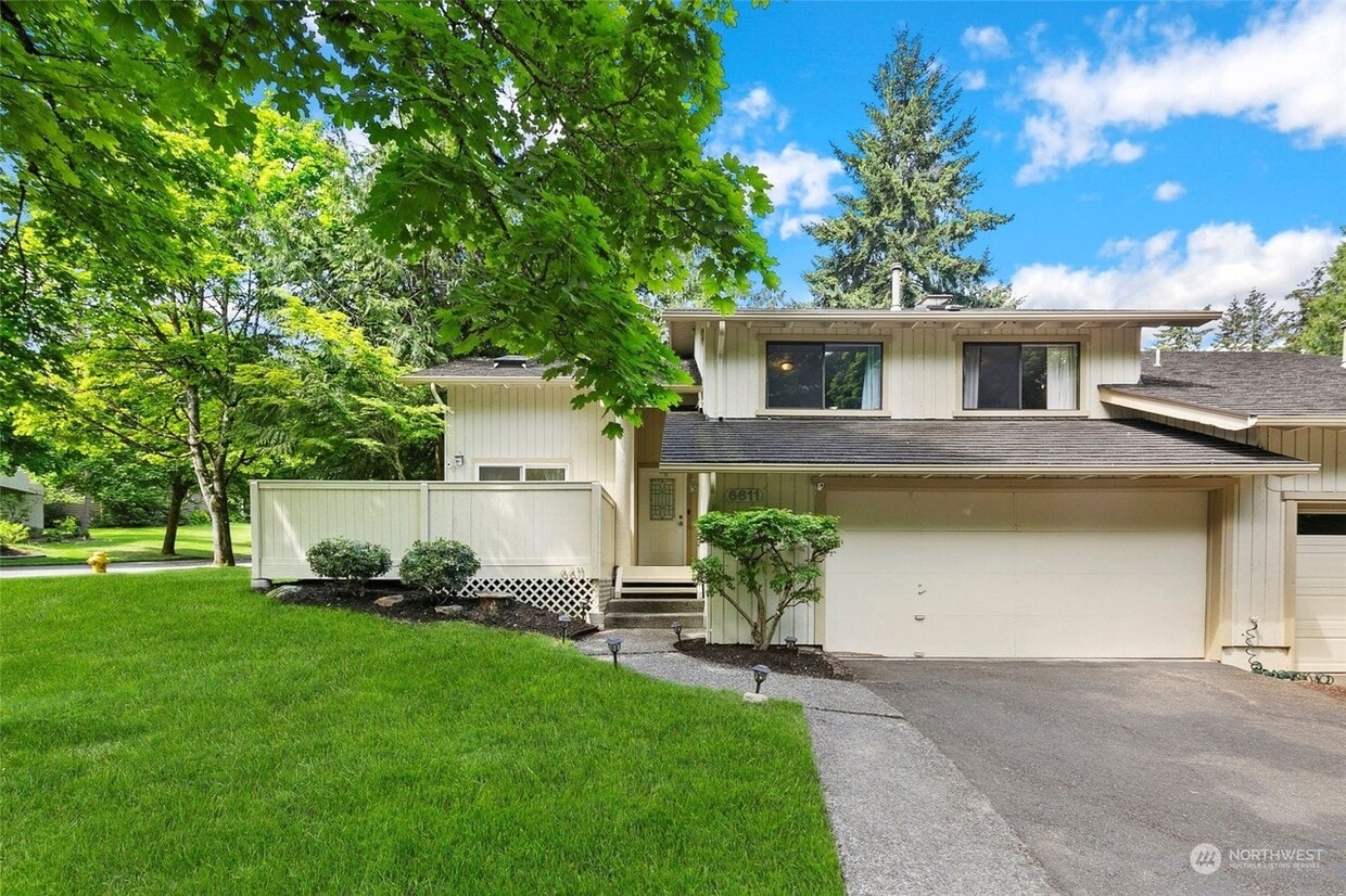 Primary Photo - 6611 159th Ave NE
