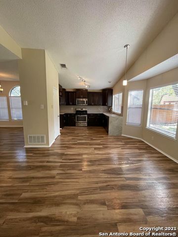 Foto del edificio - 13923 Cedar Canyon