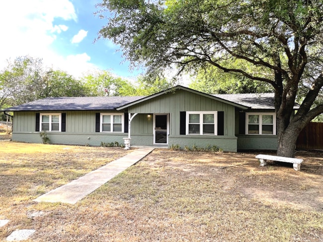 Building Photo - 617 Dunaway Ln