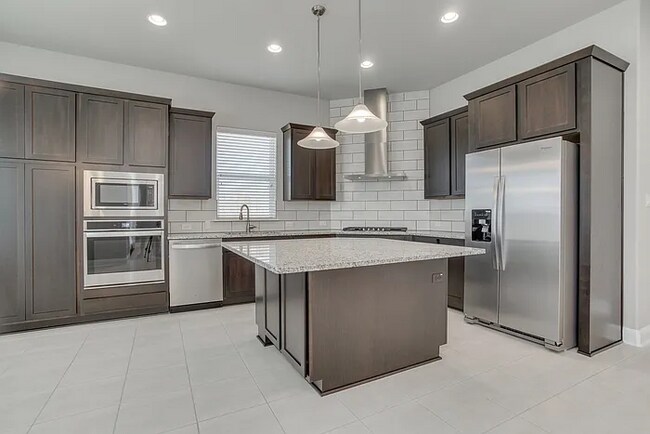 Building Photo - 4655 Katherine Drive