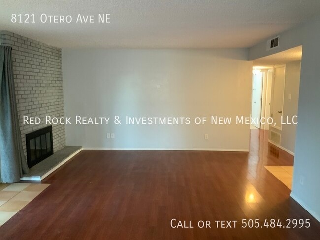 Foto del edificio - 8121 Otero Ave NE