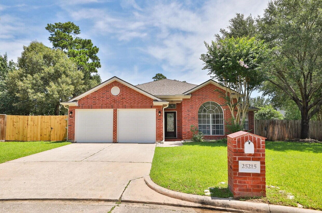 Foto principal - 25215 Aughton Dr