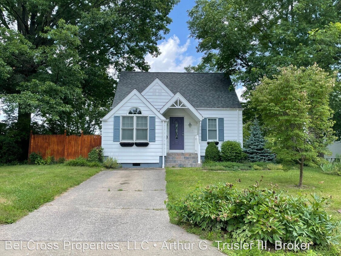 Primary Photo - 3 br, 1 bath House - 1260 Oxford Place