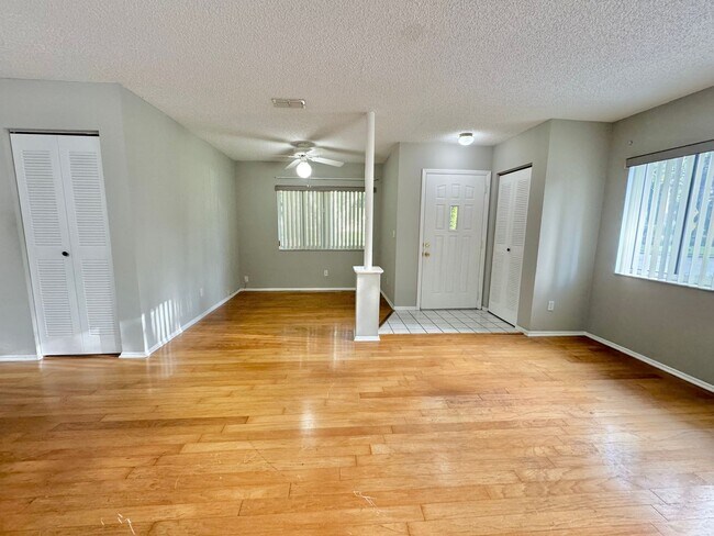 Foto del edificio - Winterset - Garden Villas