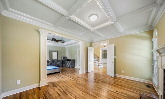 Foto del edificio - 732 Glass St NW