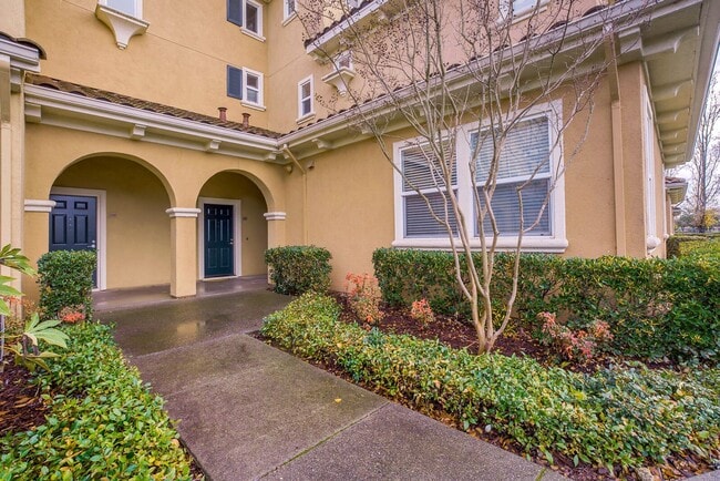 Building Photo - 4800 Westlake Pkwy