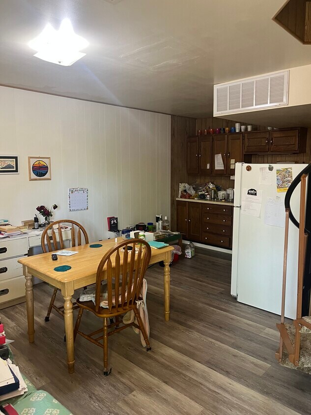 Foto principal - 229 N Duncan St