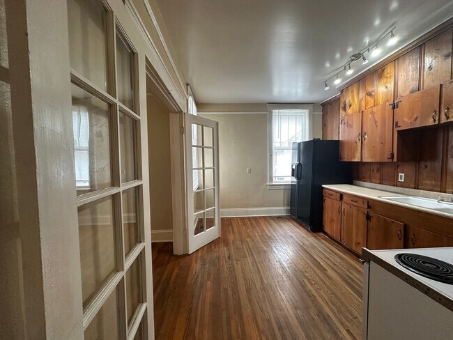 Foto del edificio - 405 Langhorne Ln