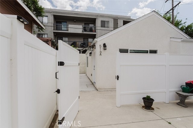 Building Photo - 516 South St