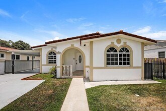 Building Photo - 6545 SW 29th St
