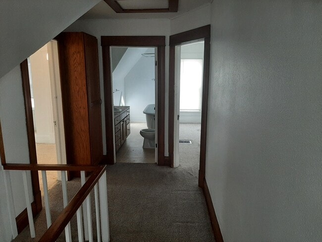 Hallway facing two bedrooms and bathroom - 1721 7th St