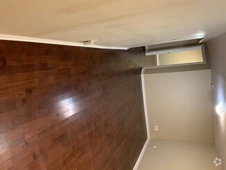 Building Photo - 222 Lee Av