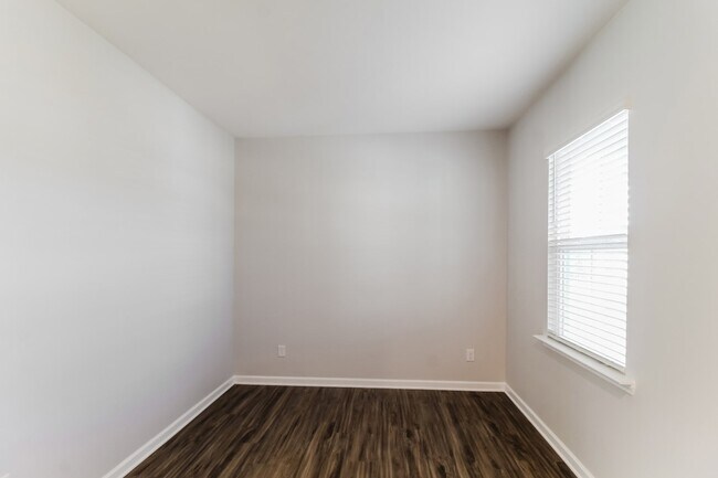 Building Photo - 2024 Moonlight Path