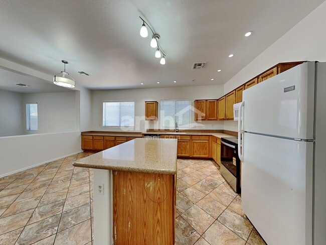 Foto del edificio - 8211 W Forest Grove Ave