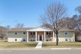 Primary Photo - 705 E 3rd St #4