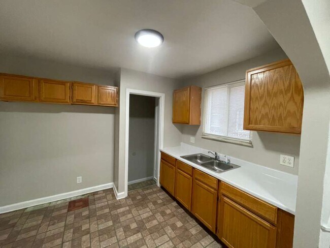 Foto del edificio - 8518 Sussex St