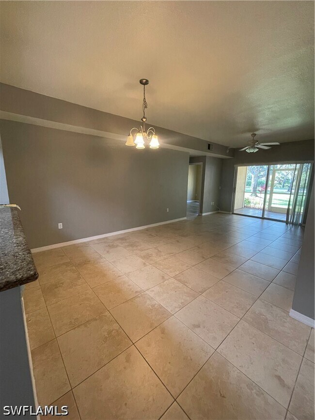 Foto del edificio - 20321 Estero Gardens Cir