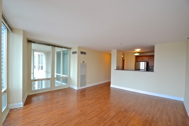 Foto del edificio - 345 N La Salle Dr