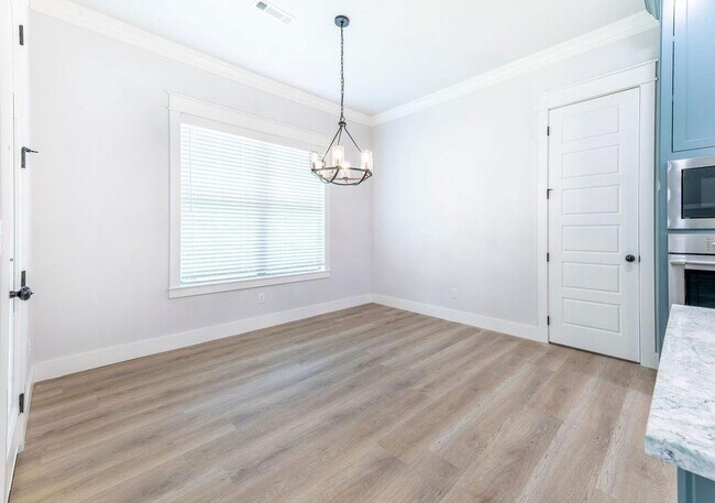 Foto del edificio - 714 King Arthur Dr