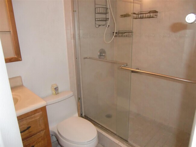 Foto del edificio - 10575 Royal Palm Blvd