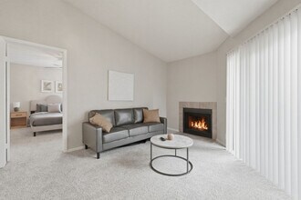 Building Photo - 1126 Sugar Creek Cir