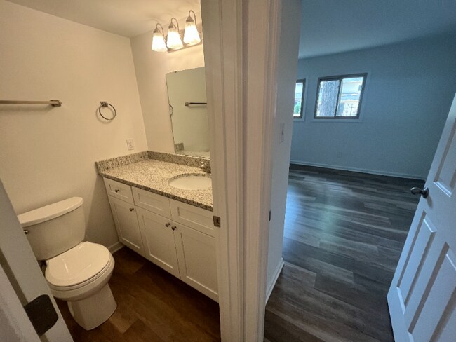 Foto del edificio - 7920 Horse Chestnut Ln