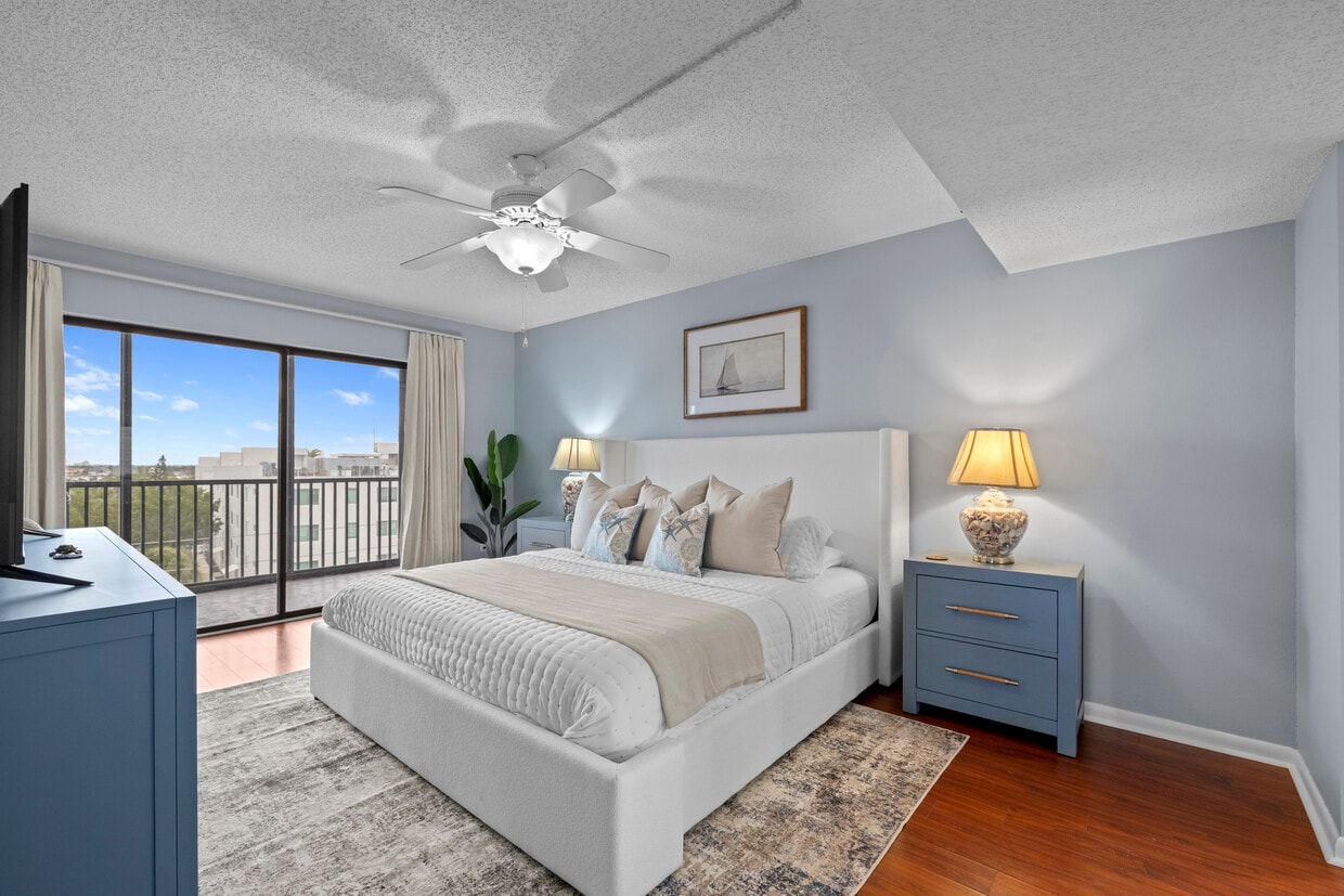 Foto principal - 1104 Benjamin Franklin Dr