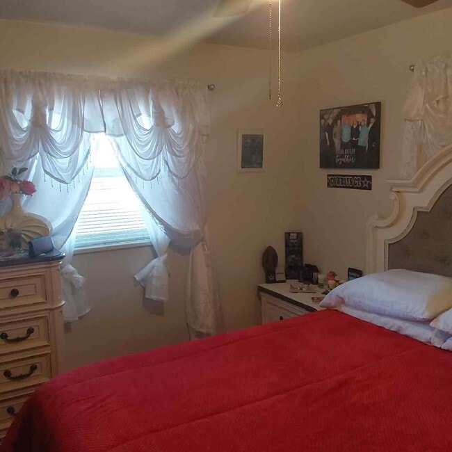 Foto del edificio - 2220 2nd St