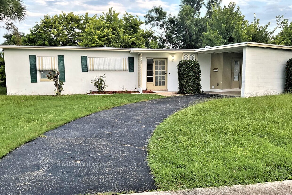 Primary Photo - 2597 Starlite Ln