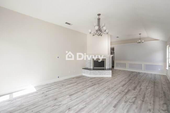 Building Photo - 1211 Hilburn Ct, Irving, TX 75060