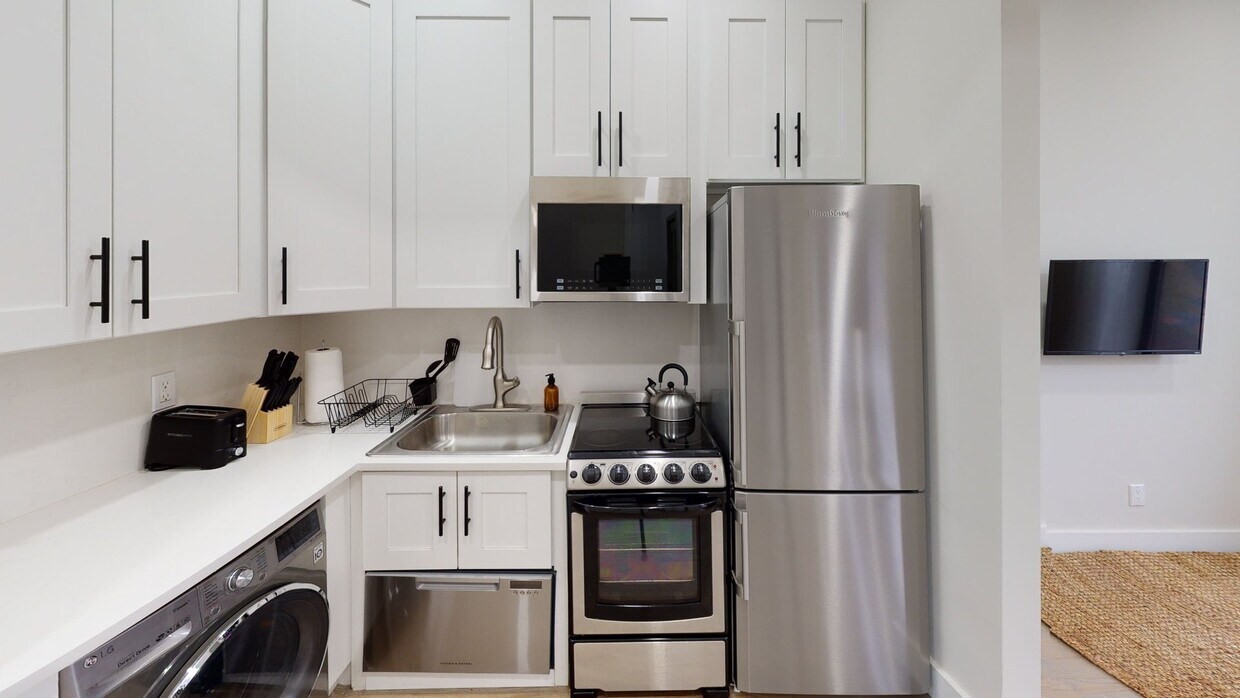 Photo - Room in Shared 3 bed/1 bath home