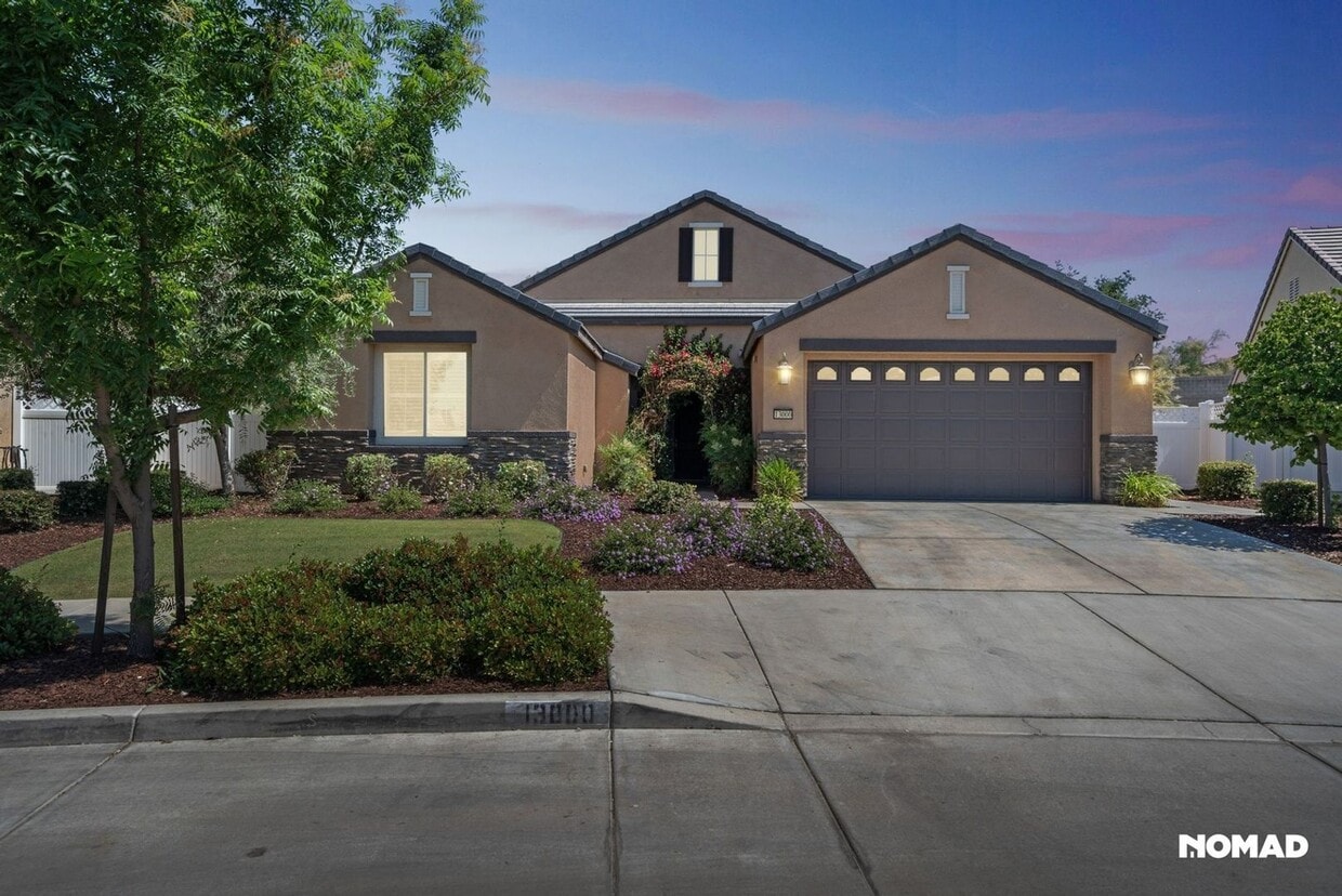 Primary Photo - Charming 3BR House in Bakersfield