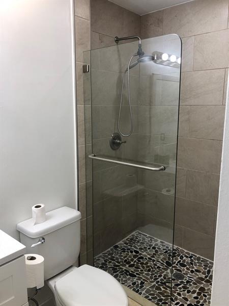 Building Photo - 2840 Coral Springs Dr