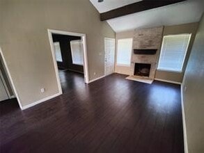 Building Photo - 10340 Cook Rd