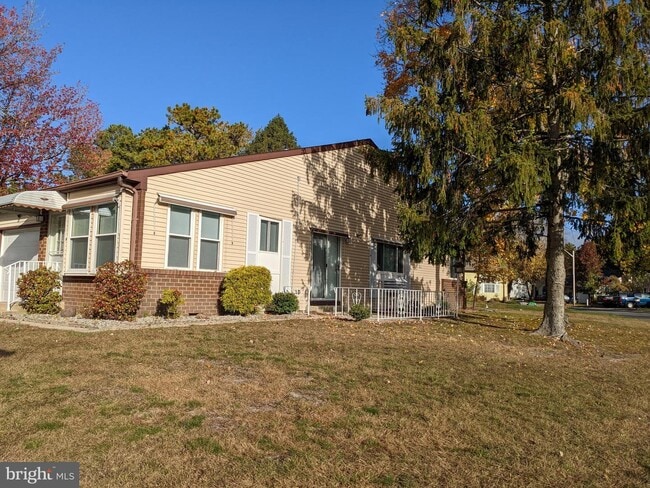 Building Photo - 1 Stonybrook Ct